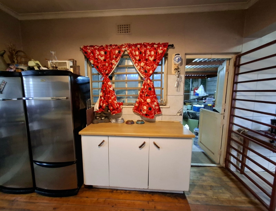 4 Bedroom Property for Sale in Oakdale Western Cape